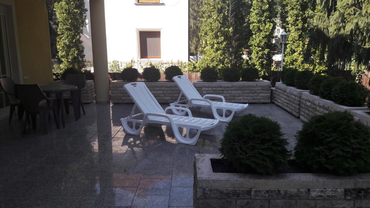 Pero Panzio Bed and Breakfast Debrecen Eksteriør billede